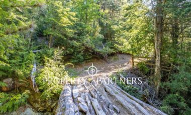 Preciosos terrenos con vista al cerro las Peinetas.
