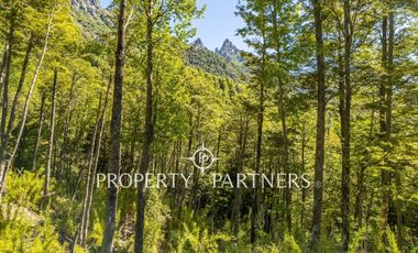Preciosos terrenos con vista al cerro las Peinetas.