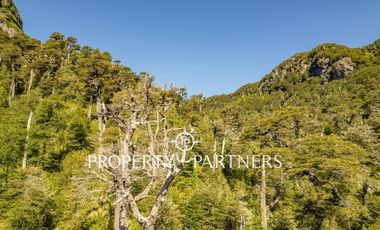 Preciosos terrenos con vista al cerro las Peinetas.