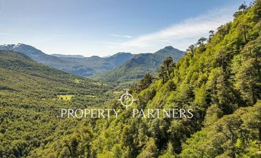 Preciosos terrenos con vista al cerro las Peinetas.