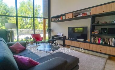 Moderna casa en condominio de Pucón.