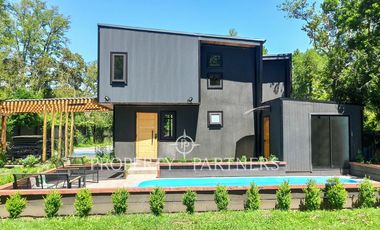Moderna casa en condominio de Pucón.