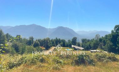 Parcela de agrado con impresionantes vistas a Pucón y al Volcán