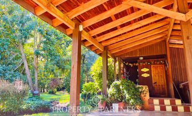 Gran casa en una hectárea de terreno