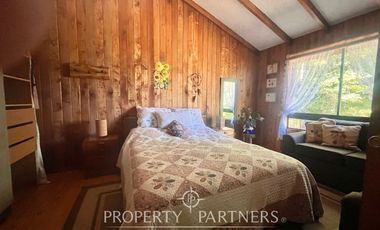 Gran casa en una hectárea de terreno