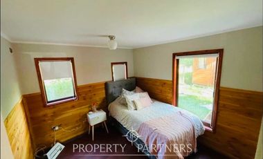 Excelente casa en condominio cercano al centro de Pucón