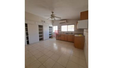 CASA EN RENTA EN COL. DEL VALLE. CD. OBREGÓN, SONORA