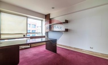 ¡Arrienda Dúplex Comercial en Av. del Valle!