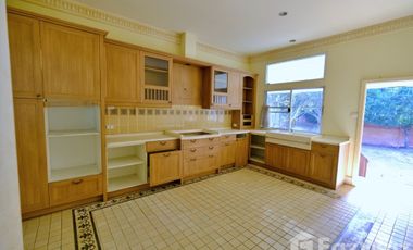 4 Bedroom House for sale at Lanna Thara Village
