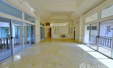 4 Bedroom House for sale at Lanna Thara Village