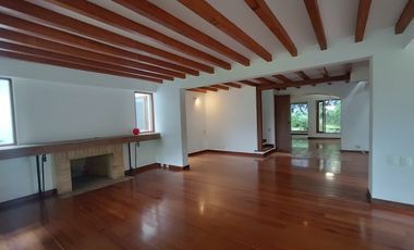 🏡 CASA EN ARRIENDO UBICADA EN ENVIGADO SECTOR LOMA DE LAS BRUJAS