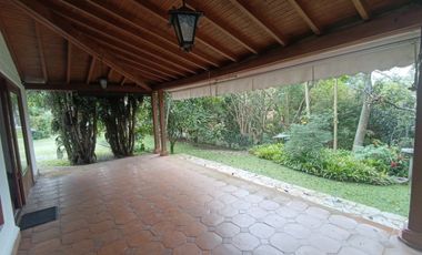 🏡 CASA EN ARRIENDO UBICADA EN ENVIGADO SECTOR LOMA DE LAS BRUJAS