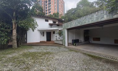 🏡 CASA EN ARRIENDO UBICADA EN ENVIGADO SECTOR LOMA DE LAS BRUJAS
