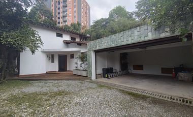 🏡 CASA EN ARRIENDO UBICADA EN ENVIGADO SECTOR LOMA DE LAS BRUJAS
