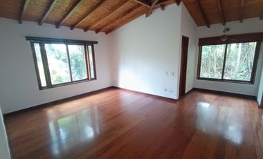 🏡 CASA EN ARRIENDO UBICADA EN ENVIGADO SECTOR LOMA DE LAS BRUJAS