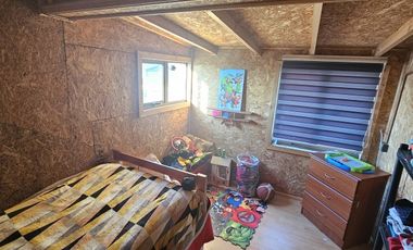 CASA EN PJE LOS AROMOS/CONSULTORIO VICTOR DOMINGO