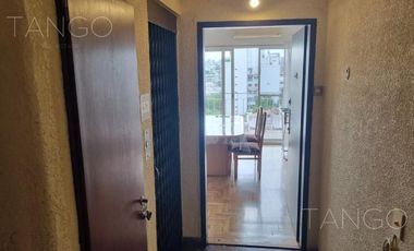 Venta Departamento en Balvanera Cuatro Ambientes Parrilla Baulera