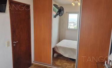 Venta Departamento en Balvanera Cuatro Ambientes Parrilla Baulera