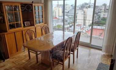 Venta Departamento en Balvanera Cuatro Ambientes Parrilla Baulera