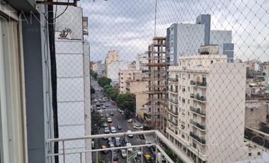 Venta Departamento en Balvanera Cuatro Ambientes Parrilla Baulera
