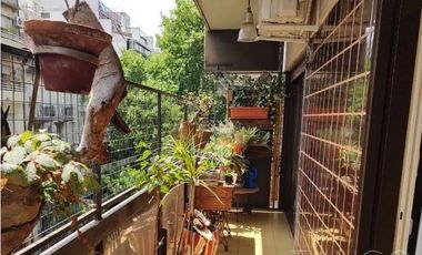 Venta Departamento Caballito Tres Ambientes Dependencia Balcón Corrido  Apto Crédito