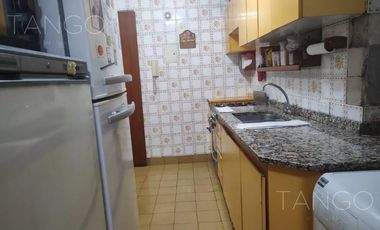 Venta Departamento Caballito Tres Ambientes Dependencia Balcón Corrido  Apto Crédito