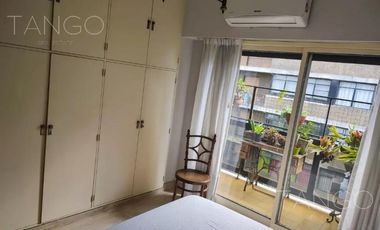 Venta Departamento Caballito Tres Ambientes Dependencia Balcón Corrido  Apto Crédito