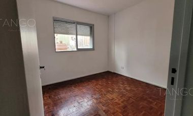Venta Departamento 3 Ambientes en Balvanera Con Balcón Apto profesional