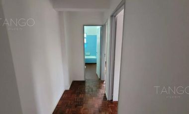 Venta Departamento 3 Ambientes en Balvanera Con Balcón Apto profesional