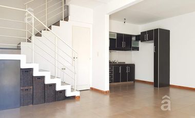 Depto Tres Ambientes y 1/2 con Cochera. Villa Ballester
