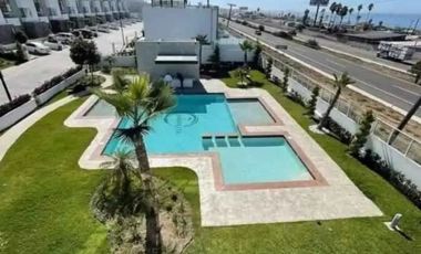 CASA EN VENTA CON VISTA AL MAR