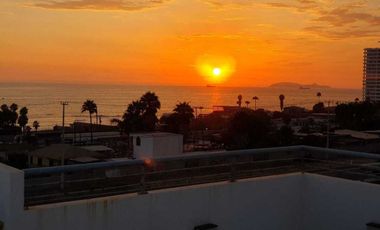 CASA EN VENTA CON VISTA AL MAR