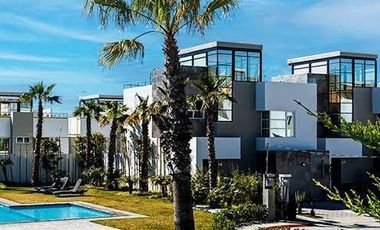 CASA EN VENTA CON VISTA AL MAR