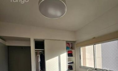 Venta Departamento 2 ambientes en Monte Castro Con Cochera