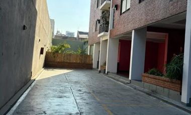 Venta Departamento en San Cristobal Dos Ambientes Con Cochera Pileta