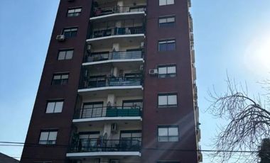 Venta Departamento en San Cristobal Dos Ambientes Con Cochera Pileta