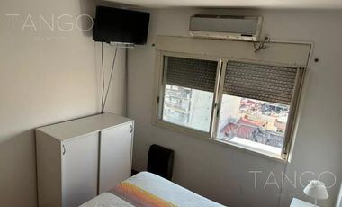 Venta Departamento en San Cristobal Dos Ambientes Con Cochera Pileta