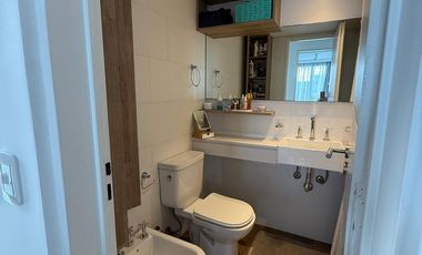 VENTA DE DEPARTAMENTO TRES AMBIENTES CON COCHERA