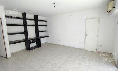 Venta Departamento 5 ambientes en Almagro Con Patio Parrilla