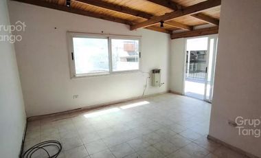 Venta Departamento 5 ambientes en Almagro Con Patio Parrilla