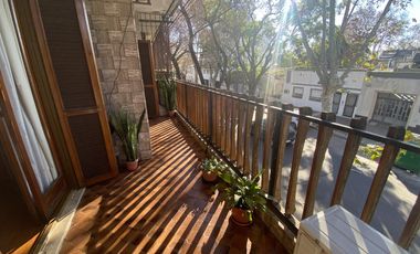 VENTA CASA AL FRENTE 3 DORMITORIOS CON COCHERA