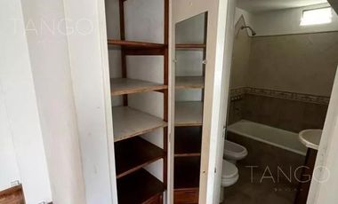 Venta Departamento Balvanera Dos Ambientes Balcón Frances