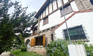 Chalet en alquiler 36 meses sobre Guemes Apto Profesional / Gastronomico