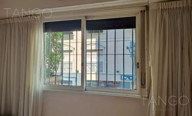 Venta Departamento Monserrat Cuatro Ambientes Balcón