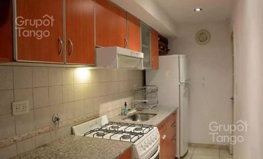 Venta Departamento 3 Ambientes en Monte Castro Con Balcón Contrafrente