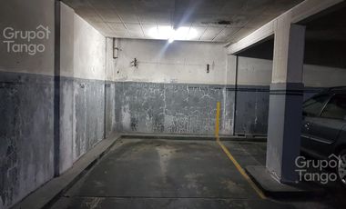 Venta Departamento Monoambiente Once Balcón Cochera Frente