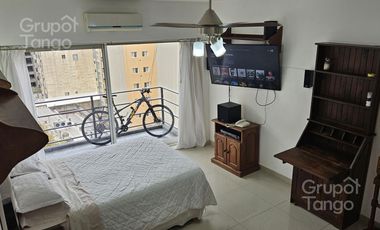Venta Departamento Monoambiente Once Balcón Cochera Frente