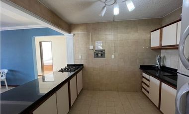Se arrienda apartamento en el Rodadero, Santa Marta