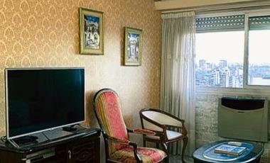 Venta Departamento en San Telmo Cuatro Ambientes Al Frente Amueblado