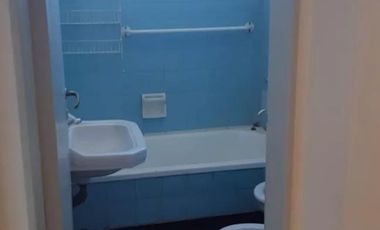 Departamento en San Cristóbal, 3 ambientes, Venta, con balcón